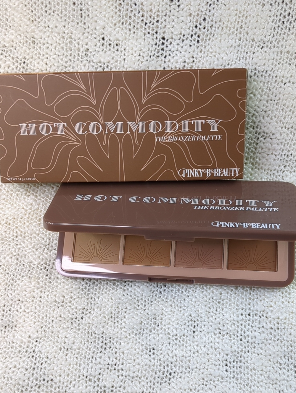 Pinky B Beauty Hot Commodity Bronzer Palette, 14g/0.49oz